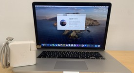 Good
													MacBook Pro 2015 (Retina) - 15" - Silver, 1 TB, 16 GB, photo 1 of 14
