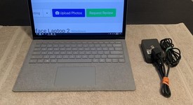 Good
													Microsoft Surface Laptop 2 - I5, Platinum, 256 GB, 8 GB, photo 1 of 13
