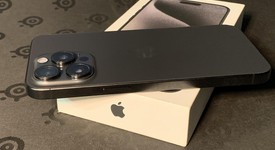 Good
													Apple iPhone 15 Pro Max - Unlocked Non-US, Black, 256 GB, A3106, photo 4 of 6