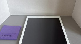 Fair
													Apple iPad 8th Gen - Wi-Fi, Silver, 128 GB, A2270, photo 2 of 5