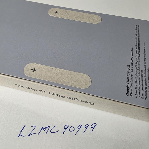 Google Pixel 10 Pro XL - Unlocked, 256 GB, Moonstone, GUL82