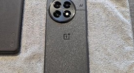 Mint
													OnePlus 13 - Unlocked, Black Eclipse, 512 GB, 16 GB, photo 5 of 11