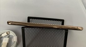 Good
													Apple iPhone Xs Max - Cricket, Gold, 256 GB, A1921, photo 4 of 6