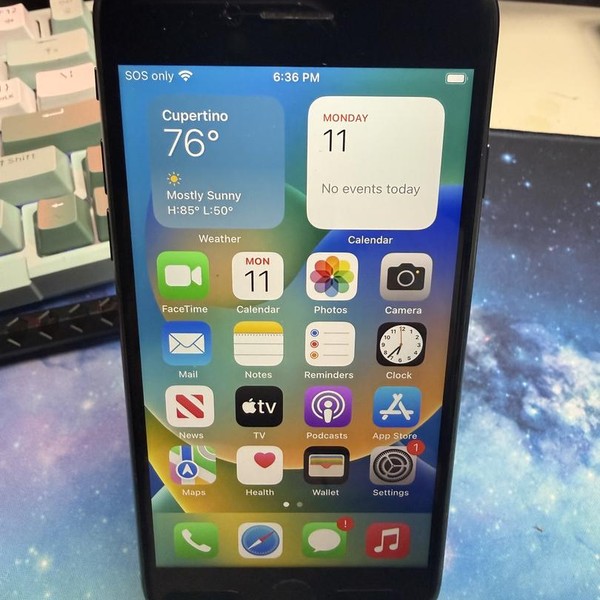 Apple iPhone 8 - Unlocked, 64 GB, Gray, A1905, GSM