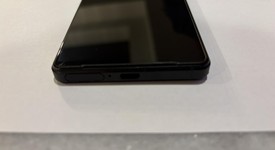 Good
													Sony Xperia 1 V - Unlocked, Black, 256 GB, 12 GB, photo 3 of 9