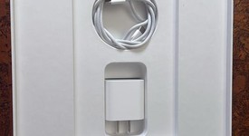 Mint
													Apple iPad Air 13" (M3) 2025 - Wi-Fi, Starlight, 128 GB, photo 5 of 5