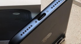 Mint
													Apple iPhone 17 Pro Max - Unlocked, Deep Blue, 512 GB, A3257, photo 5 of 7