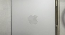 Good
													Apple iPhone 16 Pro Max - Unlocked, White, 256 GB, A3084, photo 3 of 14