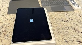 Good
													Apple iPad Air 11" (M2) 2024 - T-Mobile, Blue, 128 GB, A2903, photo 1 of 8