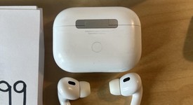 Used
													Apple AirPods Pro 2 - USB-C, photo 4 of 5