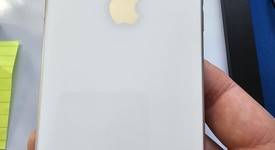 Good
													Apple iPhone Xr - Unlocked, White, 64 GB, A1984, photo 1 of 9
