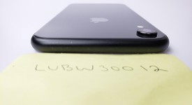 Good
													Apple iPhone Xr - Unlocked, Black, 128 GB, A1984, photo 6 of 6