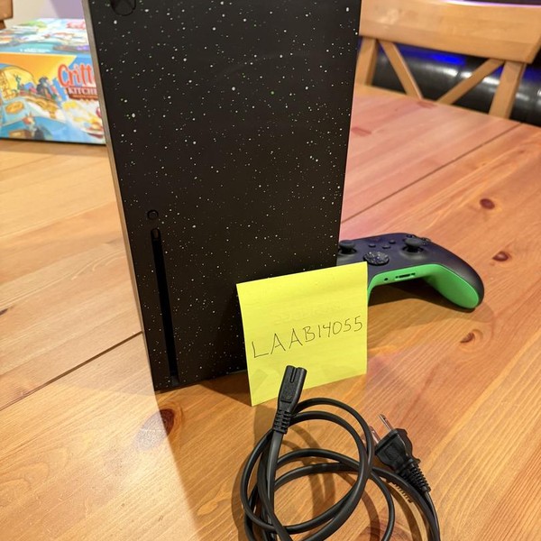 Xbox Series X (2020) - 2 TB, Galaxy Black, standard