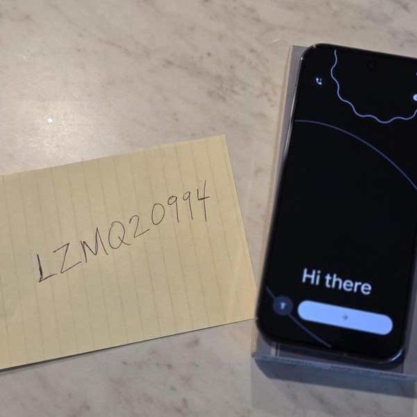 Google Pixel 10 Pro - Unlocked, 512 GB, Moonstone, G4QUR