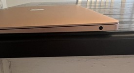 Good
													MacBook Air 2019 - 13" - I5, Gold, 128 GB, 8 GB, photo 5 of 16