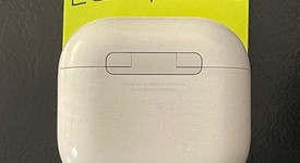 Used
													Apple AirPods 4th Gen - Standard, photo 3 of 5