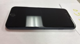 Mint
													Apple iPhone SE 3rd Gen 2022 - Unlocked, Midnight, 64 GB, A2595, photo 5 of 7