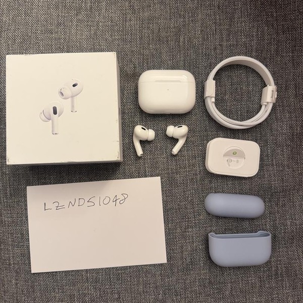 Apple AirPods Pro 2 - USB-C