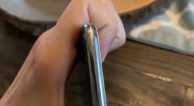 Good
													Apple iPhone Xs - Verizon, Silver, 64 GB, A1920, photo 3 of 8