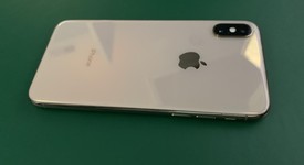 Good
													Apple iPhone Xs - Xfinity, Gold, 64 GB, A1920, photo 3 of 6