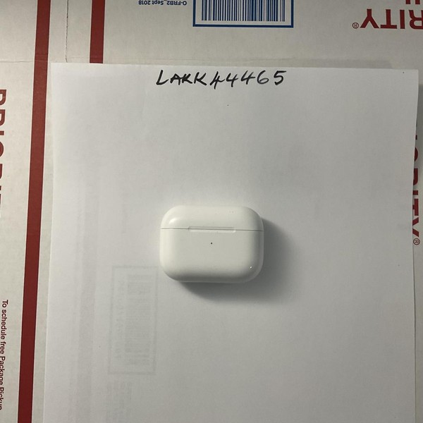 Apple AirPods Pro - MagSafe Case
