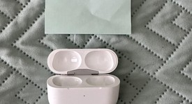Used
													Apple AirPods Pro 2nd Gen - Lightning, photo 2 of 5
