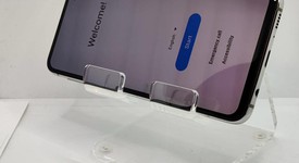 Good
													Samsung Galaxy S10e - Unlocked, White, 128 GB, 6 GB, SM-G970U1, photo 2 of 3