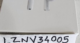 New
													Apple AirPods 4th Gen - Standard, photo 4 of 4