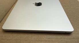 Mint
													MacBook Air 2025 (M4) - 13" - Apple M4, Silver, 256 GB, 16 GB, photo 2 of 8