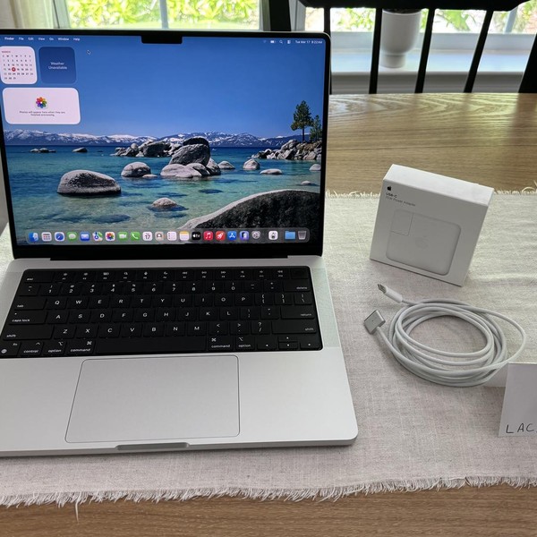 MacBook Pro 2024 - 14 inch - 512 GB, Silver, 24 GB, Apple M4 Pro 12-core