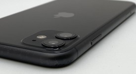 Fair
													Apple iPhone 11 - Unlocked, Black, 256 GB, A2111, photo 4 of 7