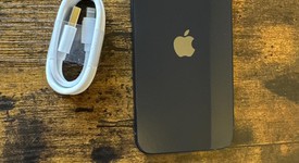 Mint
													Apple iPhone 12 - Unlocked, Black, 64 GB, A2172, photo 4 of 8
