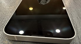 Good
													Apple iPhone 13 - Unlocked, Starlight, 128 GB, A2482, photo 4 of 10