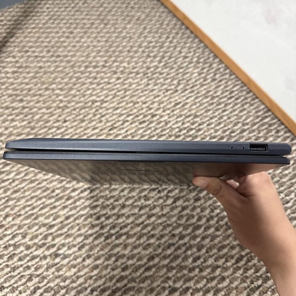 Asus Vivobook Laptop