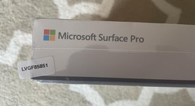 New
													Microsoft Surface Pro 7 - I5, Black, 256 GB, 8 GB, photo 3 of 3
