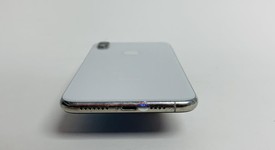 Good
													Apple iPhone Xs Max - Unlocked, Silver, 64 GB, A1921, photo 5 of 9