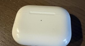 Used
													Apple AirPods Pro 2 - USB-C, photo 1 of 6