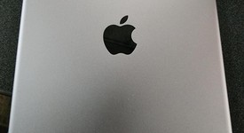 Good
													Apple iPad Pro 10.5" - AT&T, Gray, 64 GB, photo 2 of 5