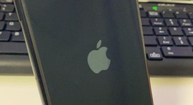 Good
													Apple iPhone SE 2nd Gen 2020 - Unlocked, Black, 64 GB, A2275, photo 3 of 5