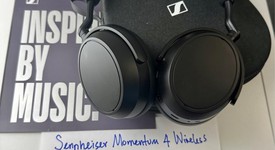 Used
													Sennheiser Momentum 4 - Black, photo 2 of 9