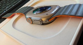 Mint
													Apple Watch Ultra 49mm - Unlocked, Titanium, A2622, photo 3 of 3