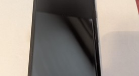 Fair
													Google Pixel 2 XL - Unlocked, Black, 128 GB, Google Edition, photo 4 of 5