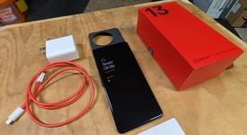 Good
													OnePlus 13 - Unlocked, Black Eclipse, 512 GB, 16 GB, photo 3 of 4
