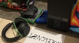 Good
													Xbox Series X (2020) - Black, 1 TB, standard, photo 3 of 7