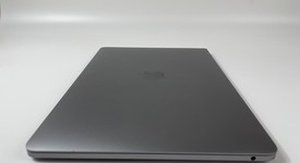 Good
													MacBook Pro 2017 (With Touch Bar) - 13" - I7, Gray, 256 GB, 16 GB, photo 5 of 7