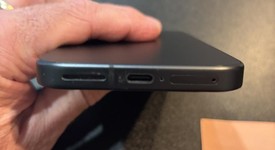 Mint
													Google Pixel 9a - Unlocked, Obsidian, 128 GB, 8 GB, photo 5 of 8