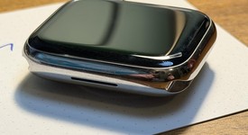 Good
													Apple Watch Series 8 45mm - Unlocked, Silver, A2774 - Cellular, Stainless, photo 4 of 7