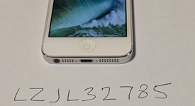 Good
													Apple iPhone 5 - AT&T, White, 16 GB, A1428, photo 1 of 8