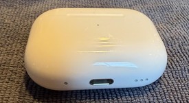 Used
													Apple AirPods Pro 2 - USB-C, photo 2 of 3