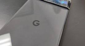 Mint
													Google Pixel 6 Pro - Unlocked, Black, 128 GB, 12 GB, G8VOU, photo 4 of 10